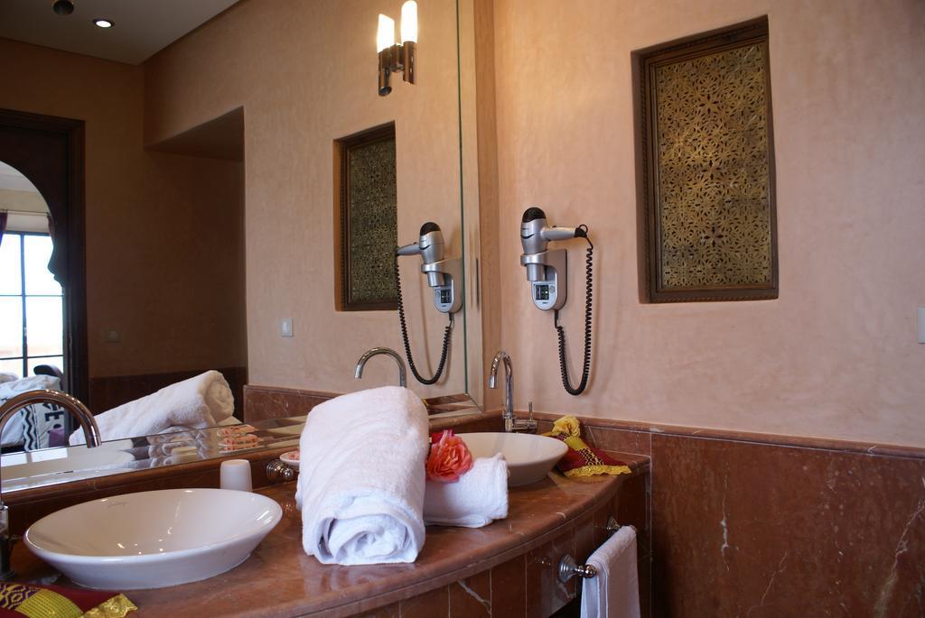 La Kasbah Aalma D'Or Hotel Najem Quarto foto